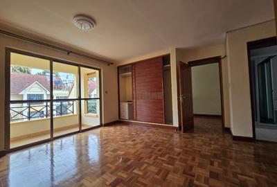 5 Bed Townhouse with En Suite in Lavington