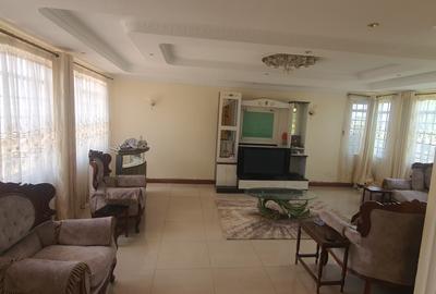 5 Bed Townhouse with En Suite at Westlands