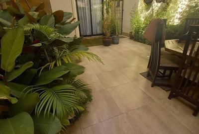 4 Bed Townhouse with En Suite in Spring Valley - 3