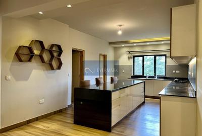 3 Bed Apartment with En Suite in Kileleshwa - 4