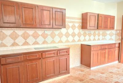 4 Bed Apartment with Backup Generator in Westlands Area