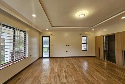 5 Bed House with En Suite in Karen - 3