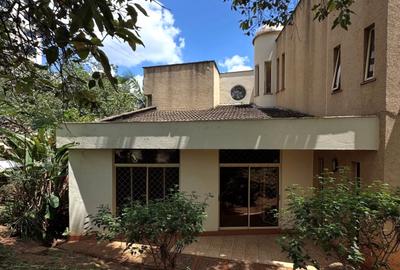 4 Bed Townhouse with En Suite in Kilimani - 3