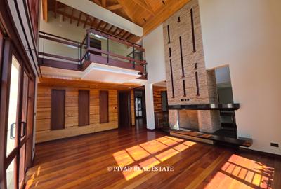 4 Bed House with Swimming Pool in Runda - 4