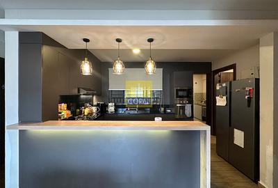 3 Bed Apartment in Brookside - 3