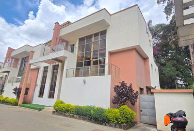 5 Bed Townhouse with En Suite at Lavington Green - 2