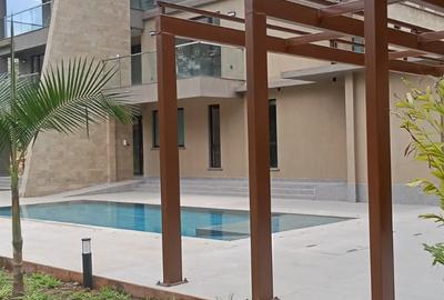 6 Bed House with En Suite in Limuru - 3