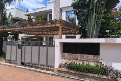4 Bed House with En Suite at Eastern Bypass