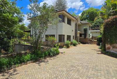 5 Bed Townhouse with En Suite in Lower Kabete