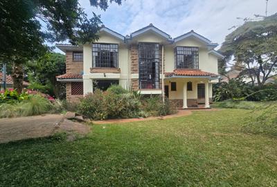 5 Bed Townhouse with En Suite in Nyari