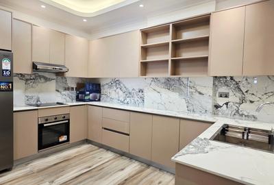 2 Bed Apartment with En Suite in Westlands Area - 2