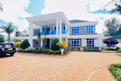 6 Bed Villa with En Suite in Runda