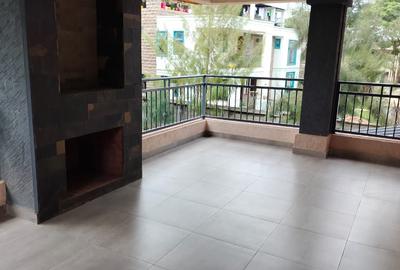 6 Bed House with En Suite at Garden Estate