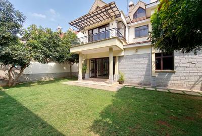 5 Bed Townhouse with En Suite in Lavington