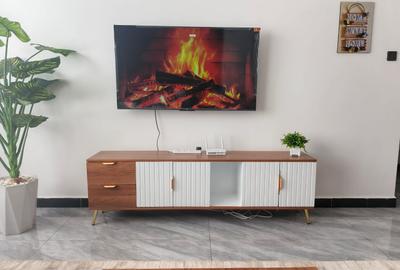 3 Bed Apartment with En Suite at Wood Avenue - 3