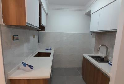 1 Bed Apartment with En Suite in Lavington