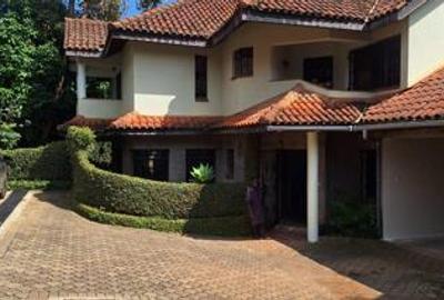 4 Bed Townhouse with En Suite in Lower Kabete