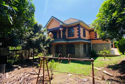 4 Bed Townhouse with Garden in Membley - 4