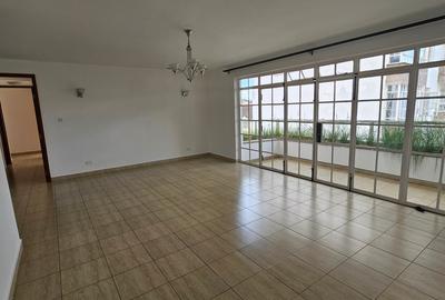 3 Bed Apartment with En Suite at Lavington