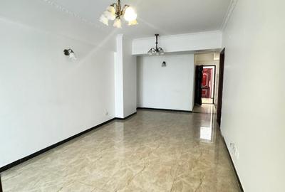 2 Bed Apartment with En Suite in Kilimani - 4