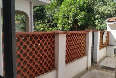 5 Bed Townhouse with Staff Quarters in Lavington
