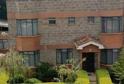 4 Bed Villa in Lavington