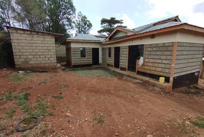 3 Bed House with En Suite at Kalalu