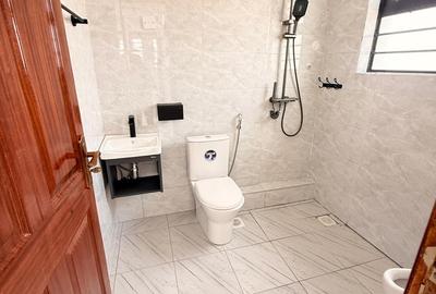 5 Bed House with En Suite in Ruiru - 4