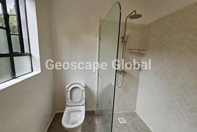 4 Bed House with En Suite in Loresho