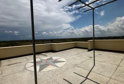 4 Bed Townhouse with En Suite in Juja - 2