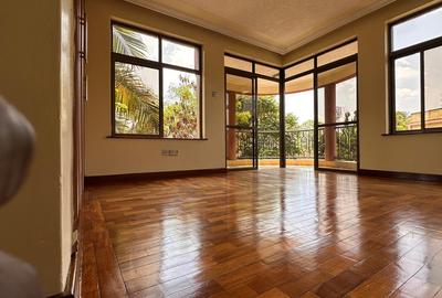 2 Bed Apartment with En Suite at State House - 4