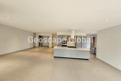 4 Bed Apartment with En Suite in Loresho - 4