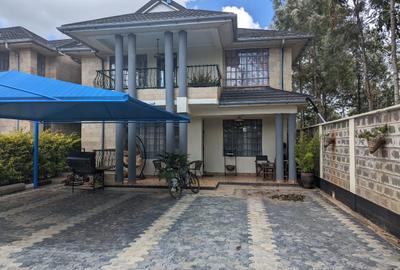 4 Bed Townhouse with En Suite at Rimpa