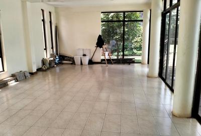 4 Bed Townhouse with En Suite in Runda - 2