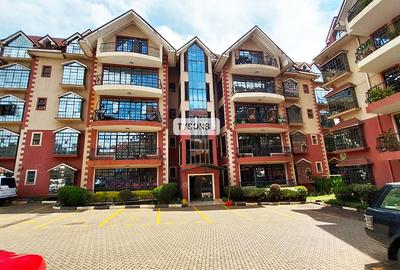 3 Bed Apartment with En Suite in Lavington