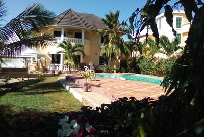 3 Bed Villa with En Suite at Diani