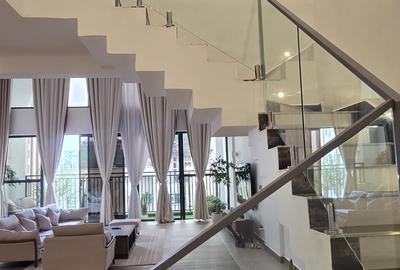 Serviced 6 Bed Apartment with En Suite at Parklands - 4