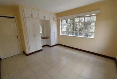 1 Bed Apartment with Parking in Kileleshwa - 4