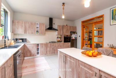 5 Bed House with Garden in Karen - 2