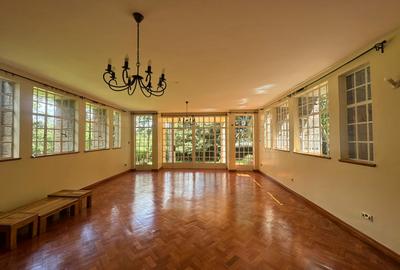 5 Bed House with En Suite in Karen - 4