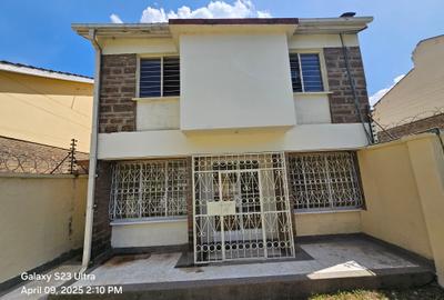 4 Bed House with En Suite in Kileleshwa