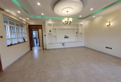 4 Bed Villa with En Suite in Ruaka - 3