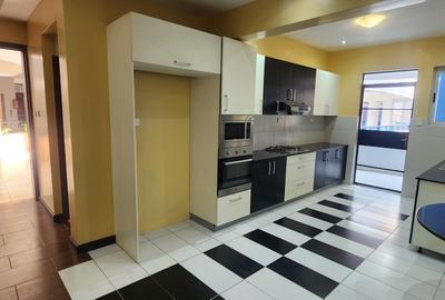 2 Bed Apartment with En Suite at Mandela Road - 3