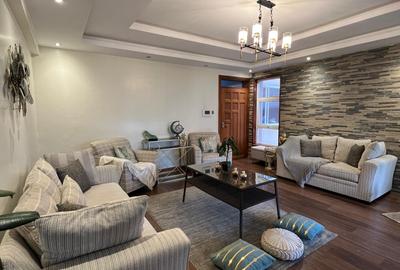 Furnished 4 Bed Apartment with En Suite in Parklands