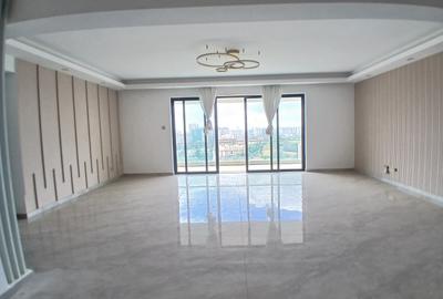 4 Bed Apartment with En Suite at Valley Arcade - 4