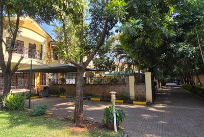 4 Bed Townhouse with En Suite at Amboseli Road - 2