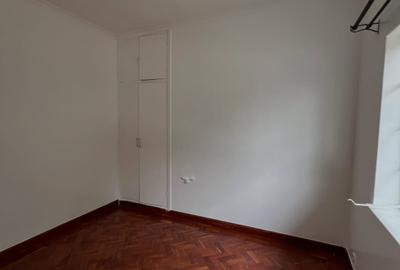 3 Bed Townhouse with En Suite in Lavington - 4