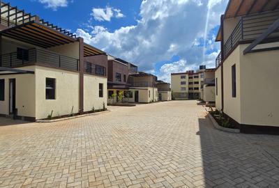 4 Bed House with En Suite in Ruaka - 4