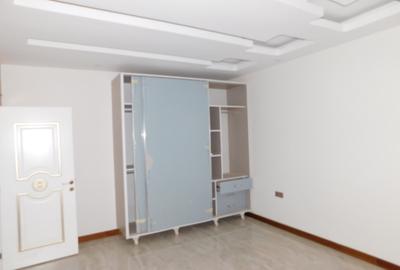 4 Bed Apartment with En Suite in Nyali Area