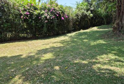 Commercial Property with Service Charge Included in Lavington